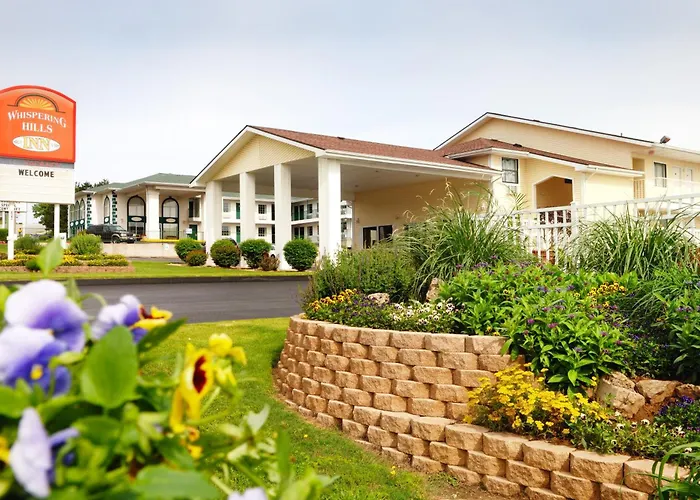 Whispering Hills Inn